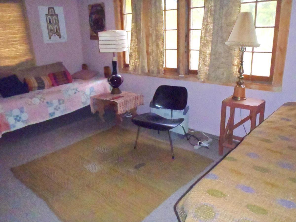 Ocho Guesthouse & Weaver'S Studio 埃斯帕尼奥拉 外观 照片